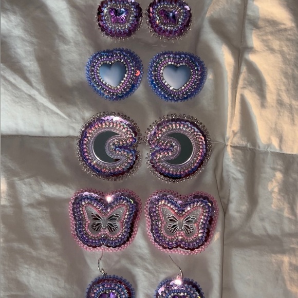 Beaded Butterfly earrings 🦋 - Picture 3 of 4